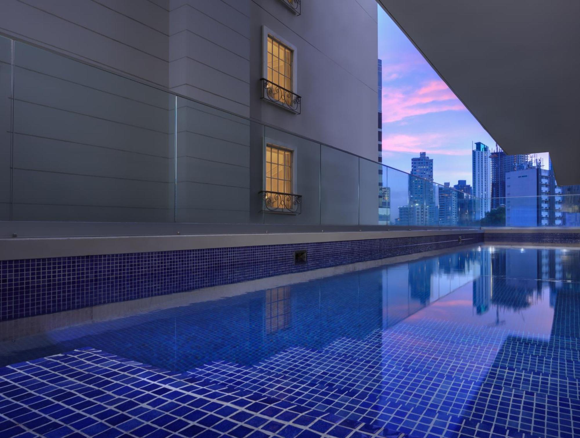 Bristol Panama, A Registry Collection Hotel エクステリア 写真 The swimming pool at the hotel