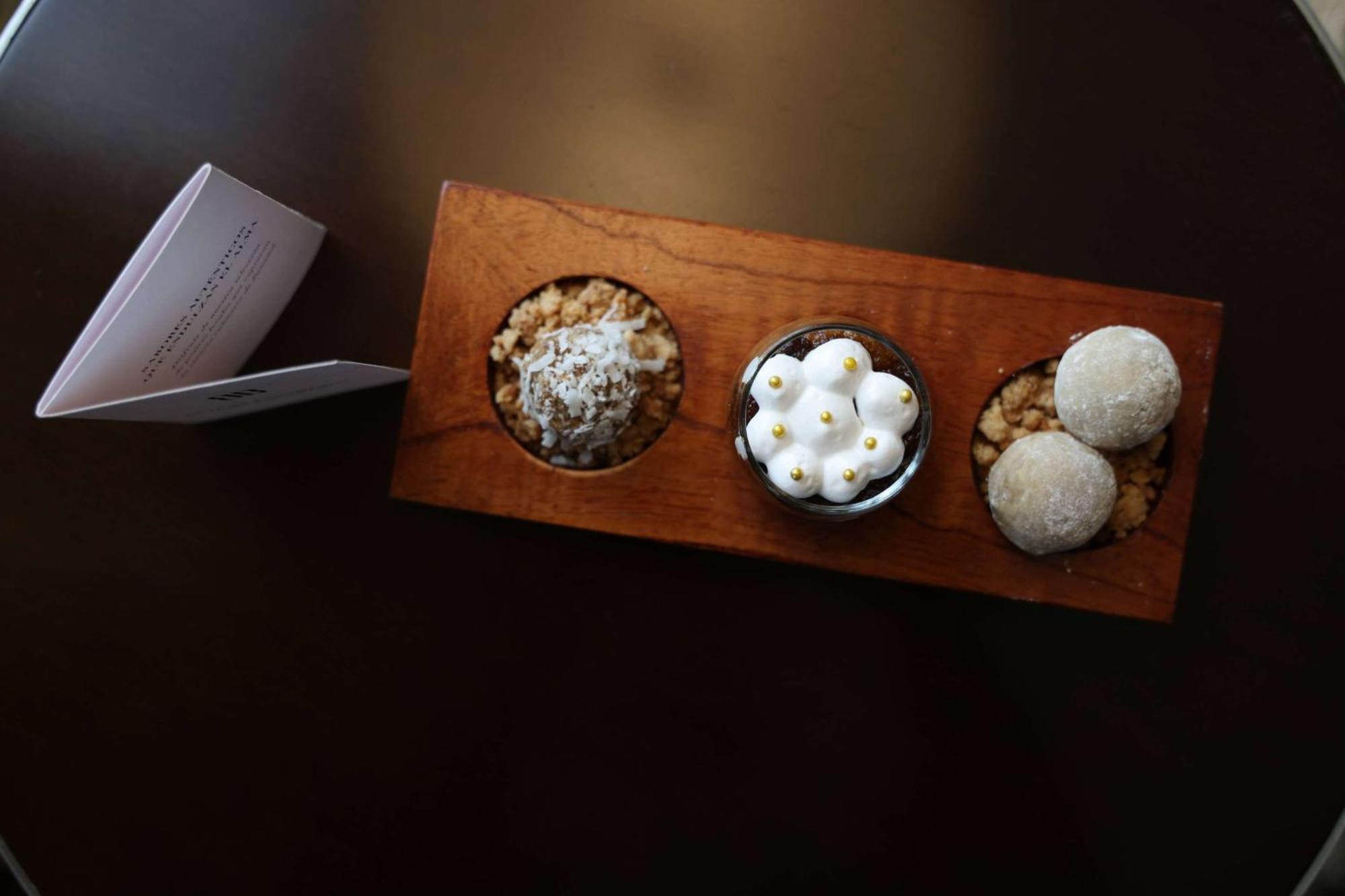Bristol Panama, A Registry Collection Hotel エクステリア 写真 A selection of dim sum at a restaurant in San Francisco