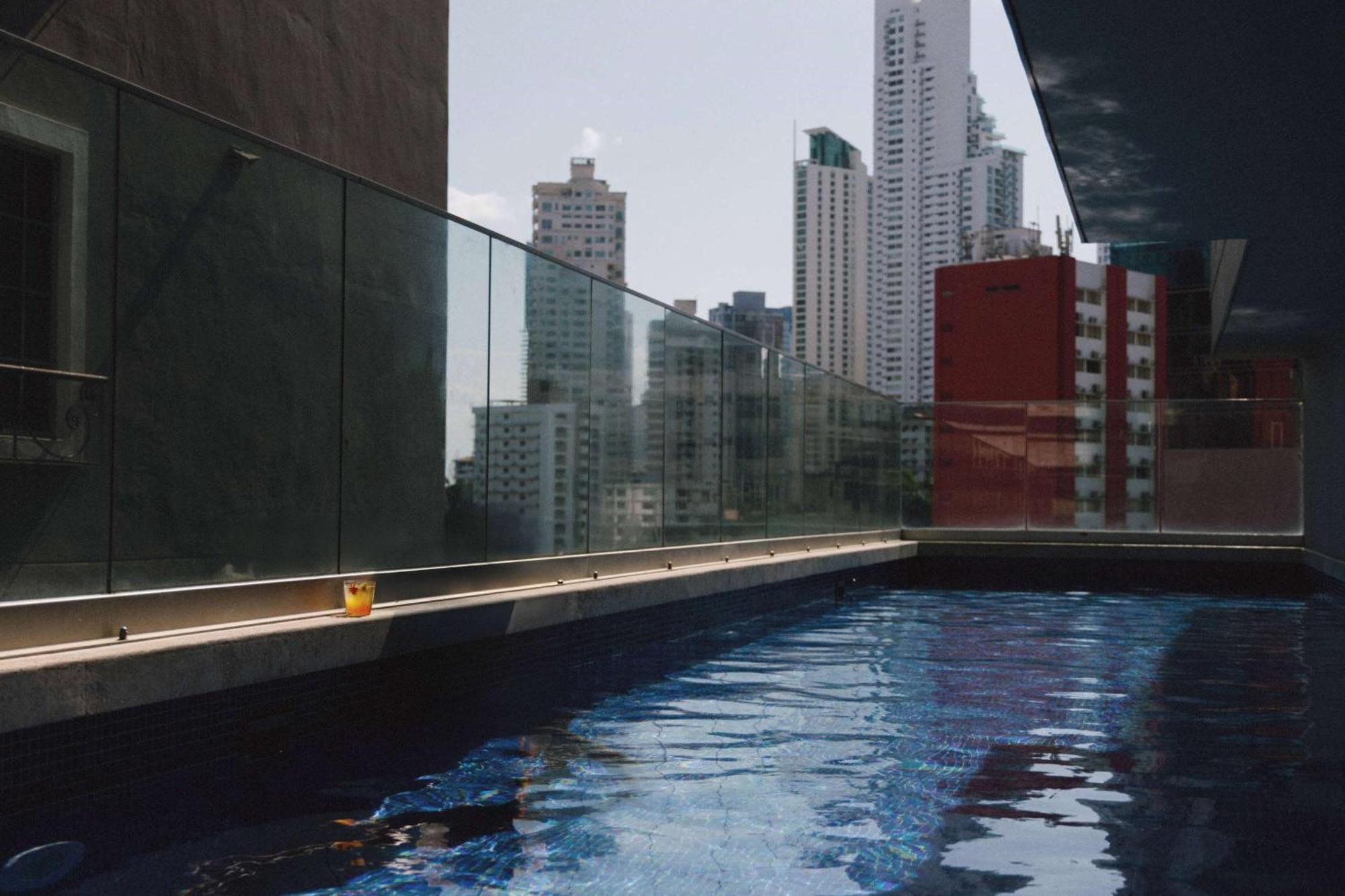 Bristol Panama, A Registry Collection Hotel エクステリア 写真 Swimming pool at the rooftop